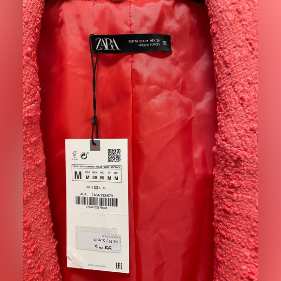 BNWT! Bright pink blazer - Picture 3 of 4